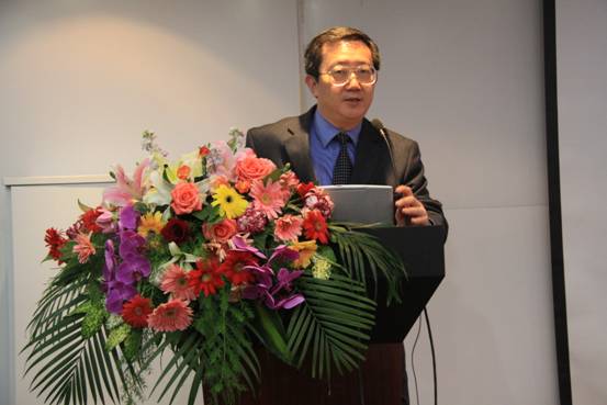 江明.jpg