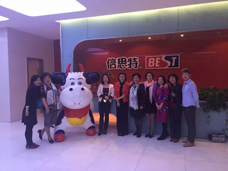 2015年10月15日，省妇委会在苏州调研新常态下的互联网+妇女自主创业情况，走访苏州倍思特食品有限公司.JPG