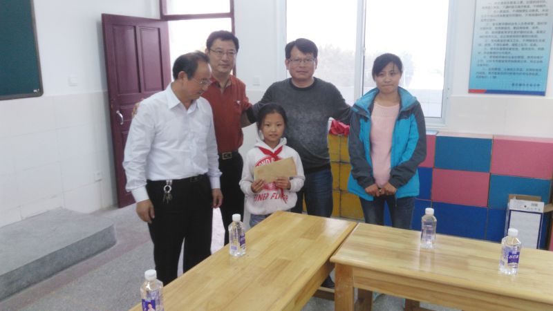 致公党江苏连云港市新浦支部赴浦南镇太平小学开展调研暨助学活动2.jpg