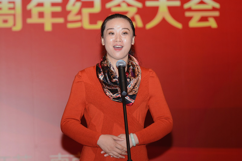 镇江盛莉莉2_副本.jpg