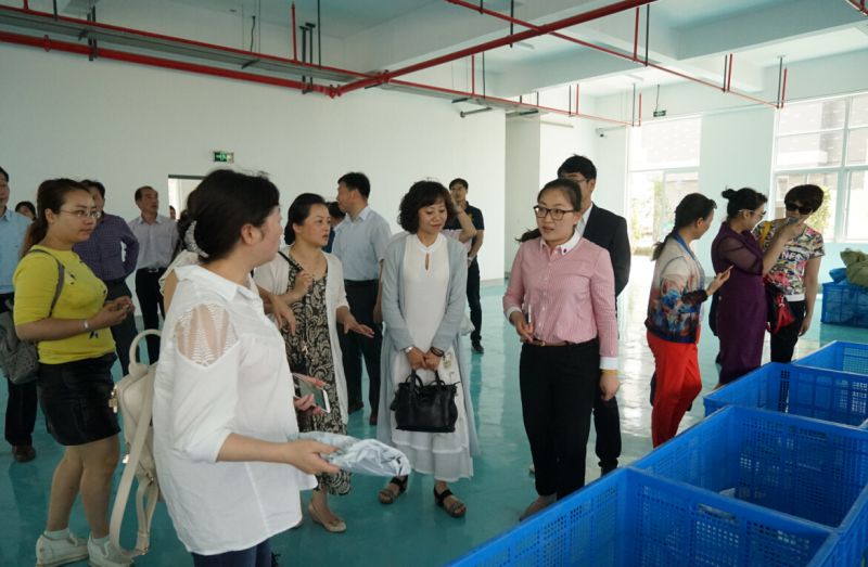 遵义市工委调研扬州电商.jpg