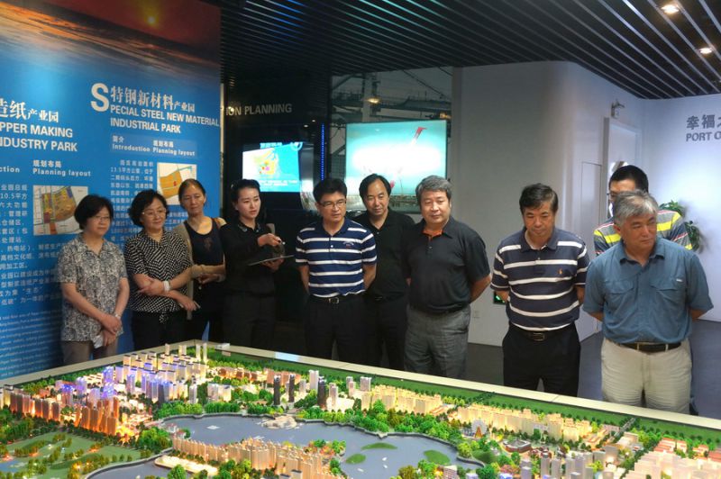 参观-2.jpg