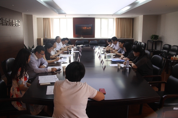 座谈会现场_副本.jpg