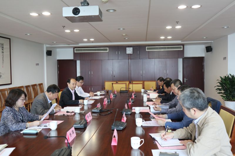 提案办理座谈会.JPG