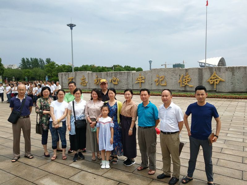 微信图片_20180703153440副本.jpg