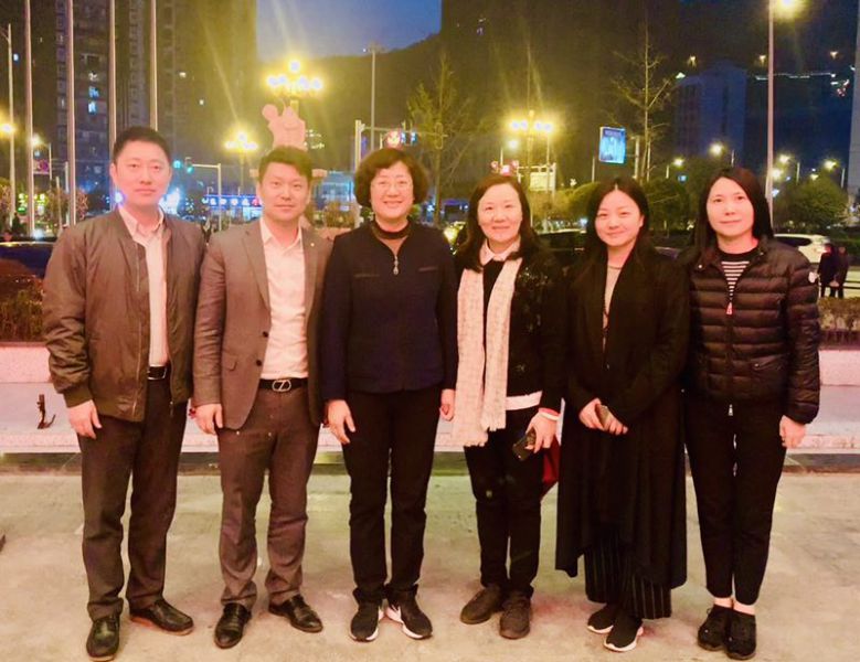扶贫小组与致公党中央吕彩霞副主席合影.jpg