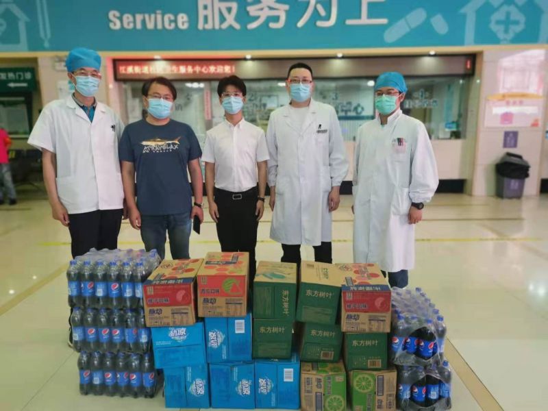 高温慰问江溪社区.jpg
